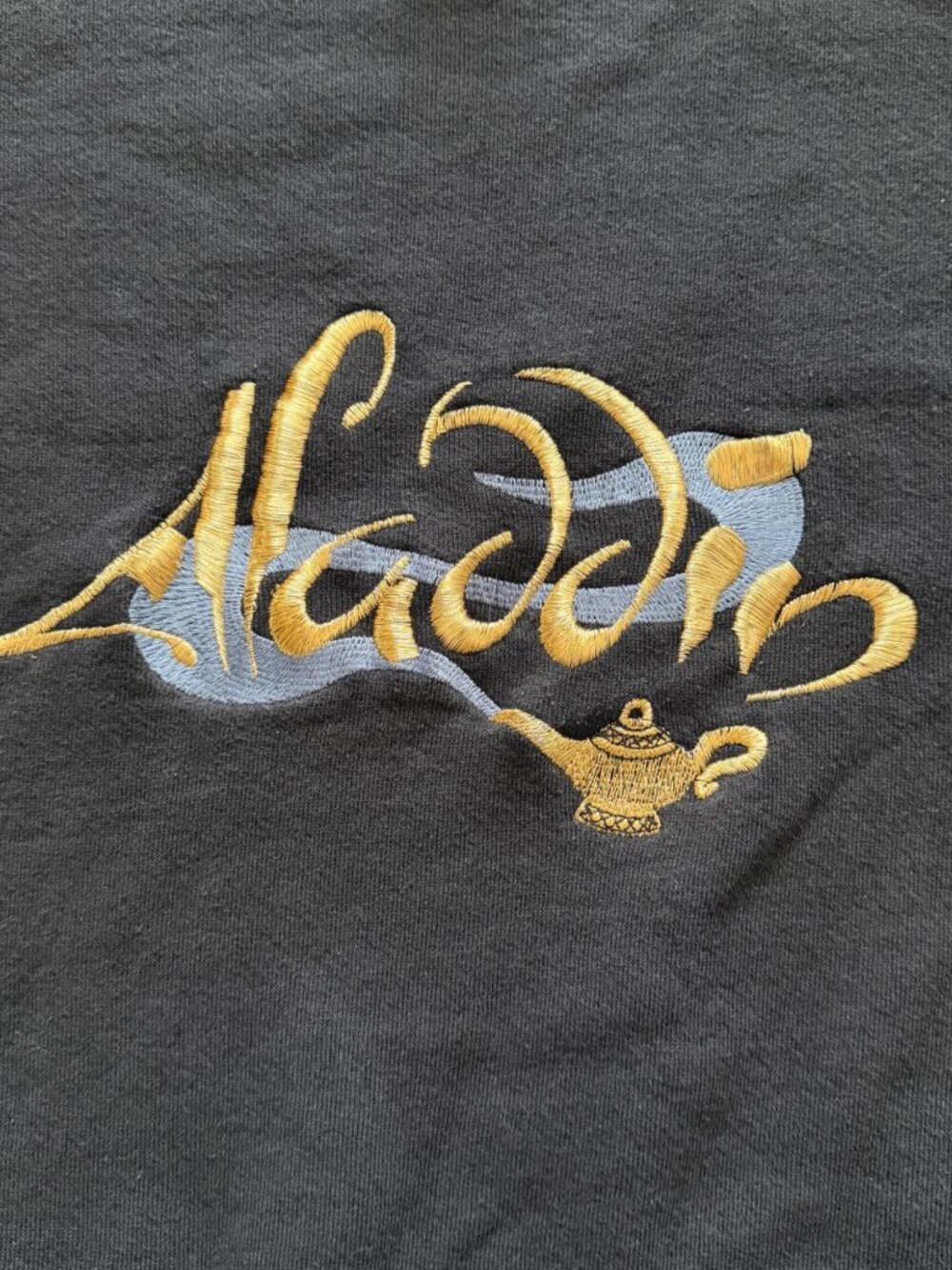 Vintage Disney Store Aladdin Black Crewneck Sweatshirt M Made In USA - Picture 2 of 5